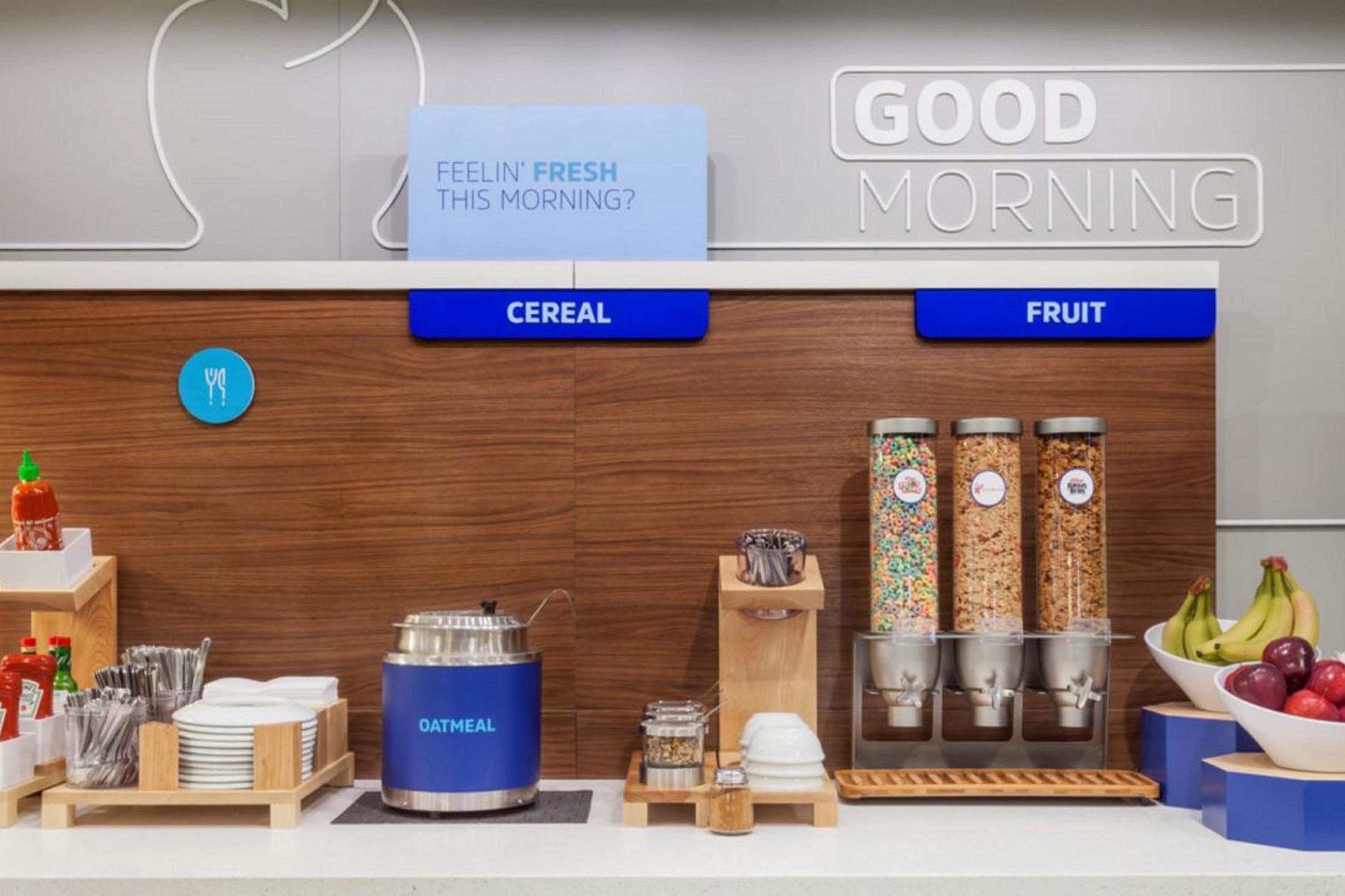Holiday Inn Express Hotel & Suites Salem By Ihg Ngoại thất bức ảnh